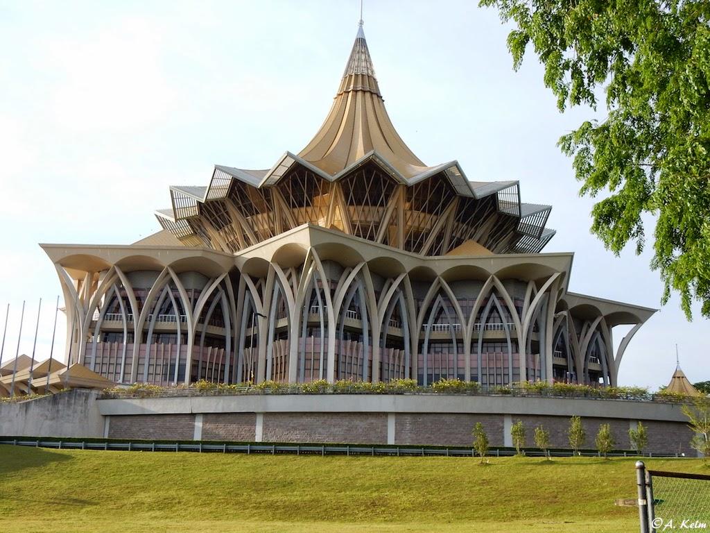 Dewan Undangan Negeri Sarawak (Landtagsgebäude)